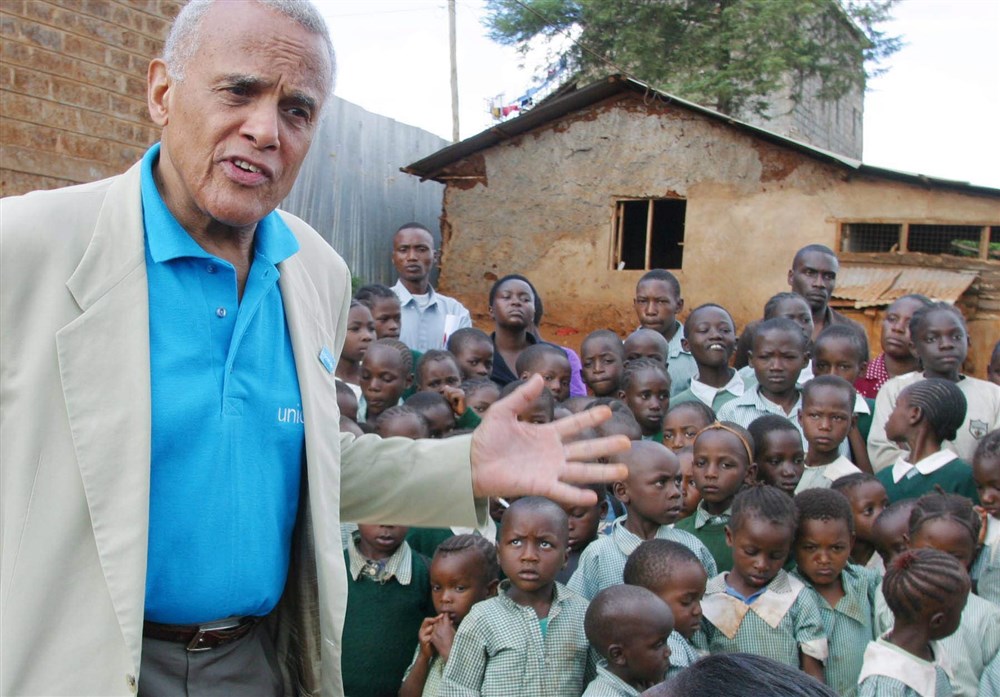 Harry Belafonte a murit. Legendarul cântăreț american avea 96 de ani