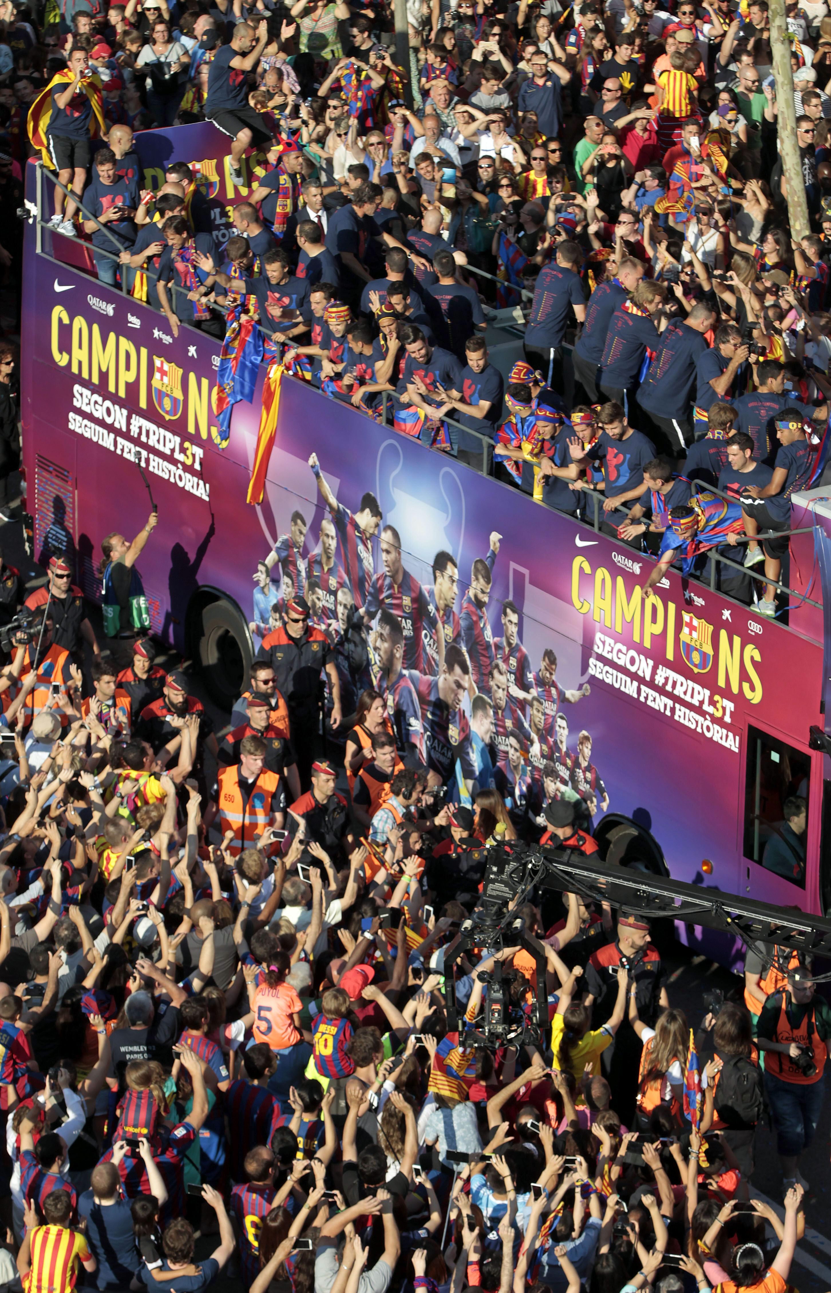 Fiestă în Barcelona. Campionii Europei au sărbătorit TRIPLA / FOTO&VIDEO