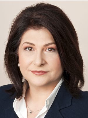 Atunci și Acum: Rovana Plumb, inventatoarea de tratamente cosmetice, care revine în Guvern, în ciuda unui dosar la DNA