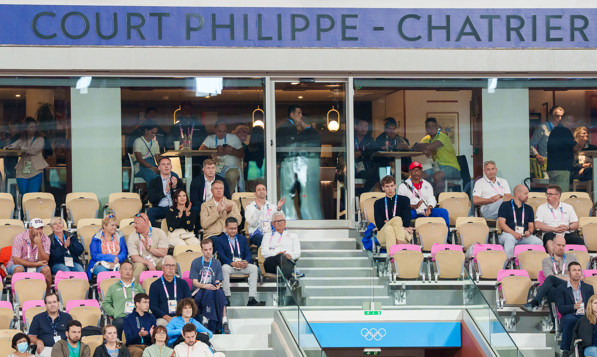 JO 2024. Klaus Iohannis și Carmen Iohannis au asistat la două dintre meciurile sportivilor români 