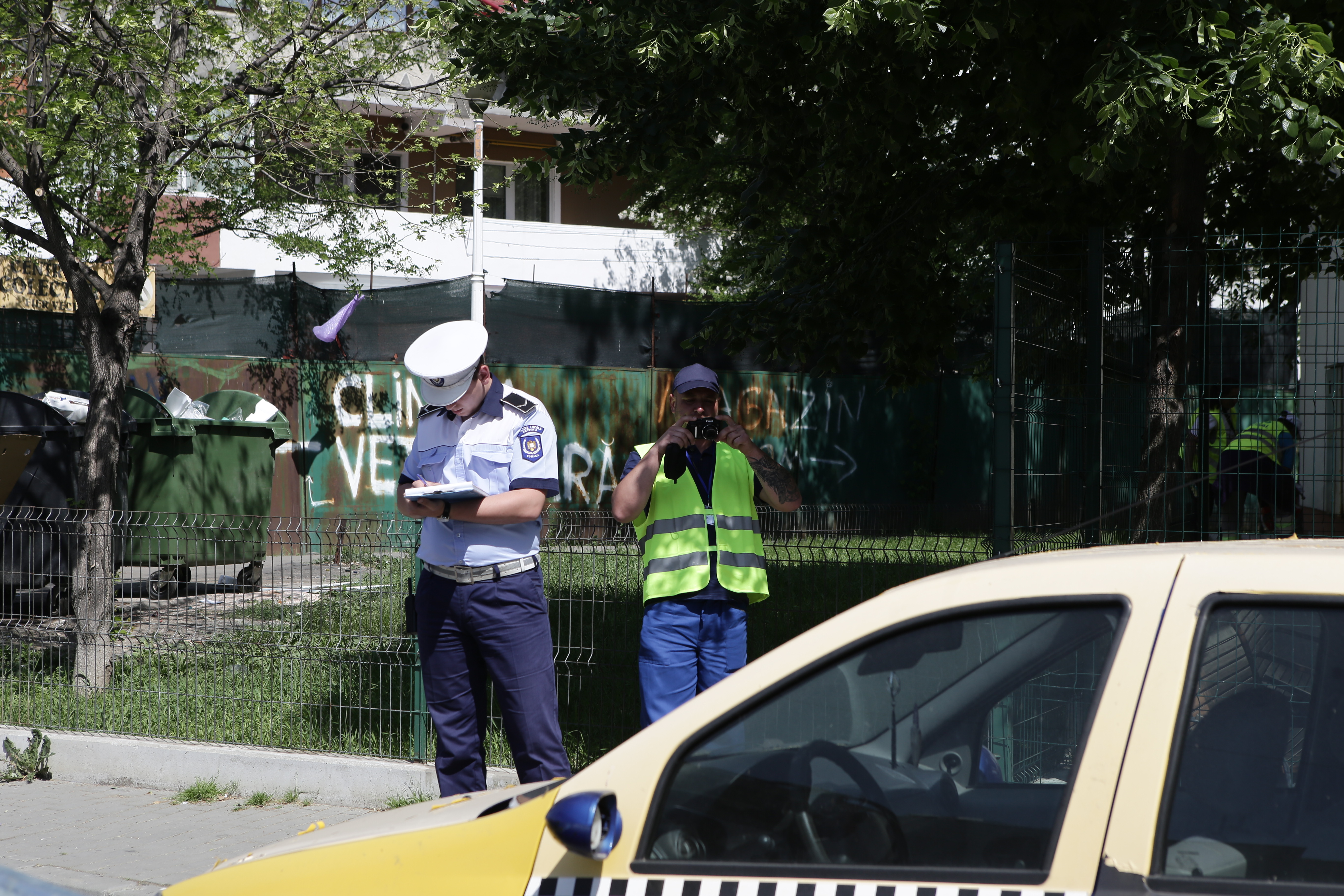 REPORTAJ / Cum se ridică mașinile în sectorul 3 din București
