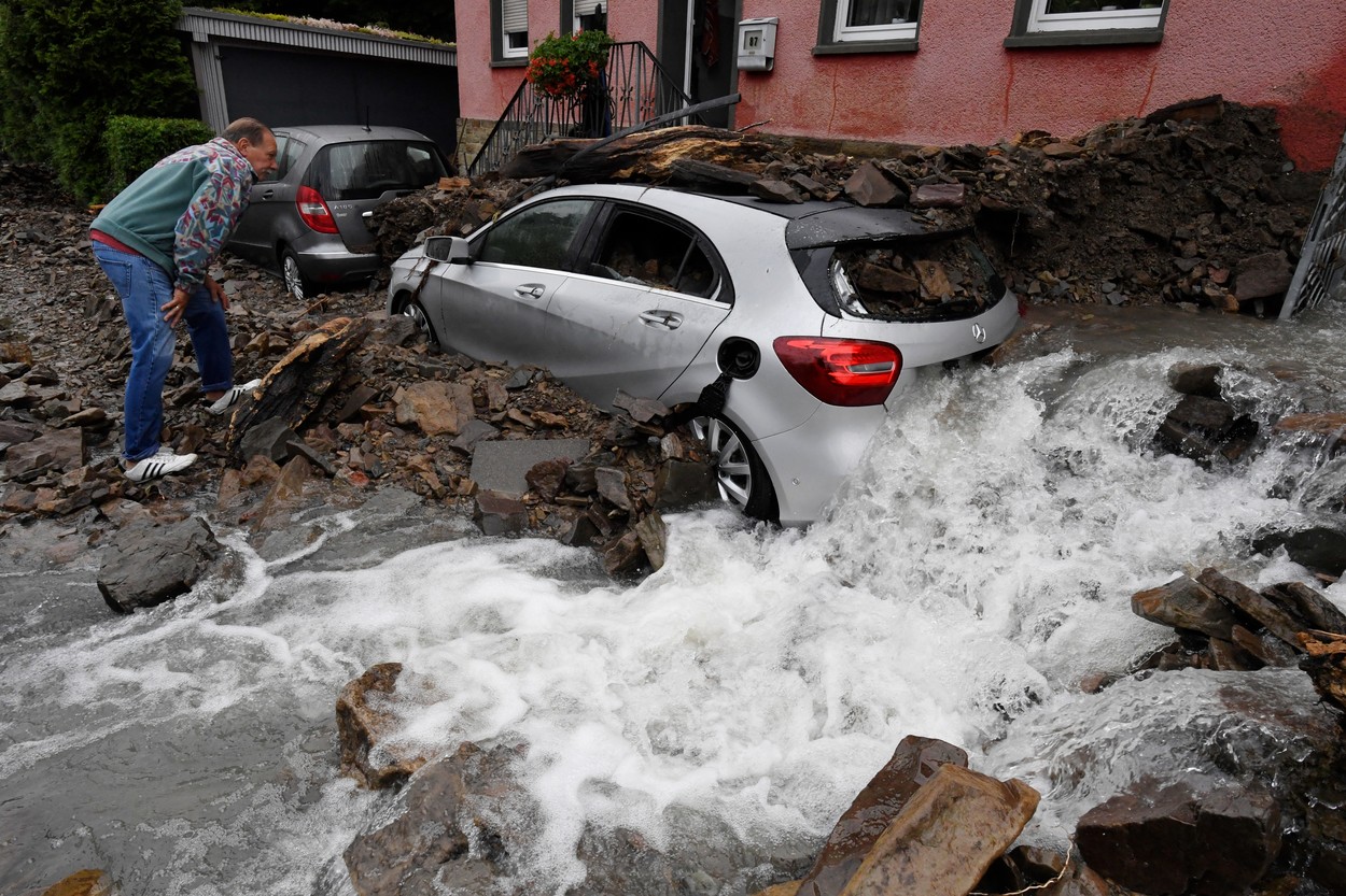 Inundații catastrofale în Germania. Aproape 60 de oameni au murit, 70 sunt dați dispăruți