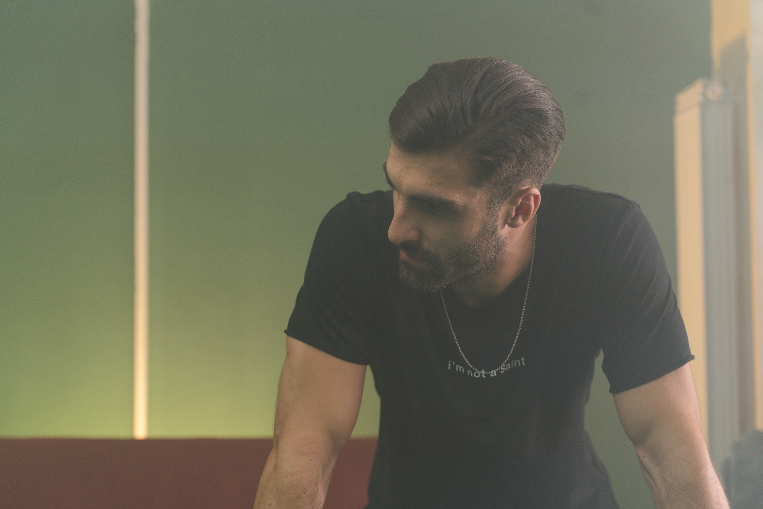 Ce rol joacă Constantin Dogioiu în serialul „Înapoi în Groapa”: „Un personaj extrem de contorsionat”. În seara asta apare la Pro TV