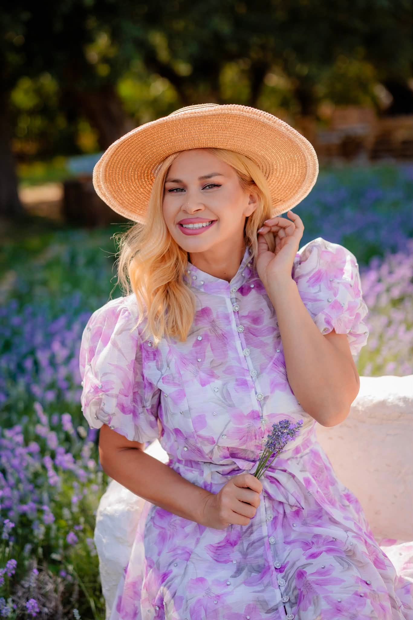 Cine este Oana Tomoiagă de la Asia Express, sezonul 9. Prietena Mirelei Vaida are o carieră în muzica populară