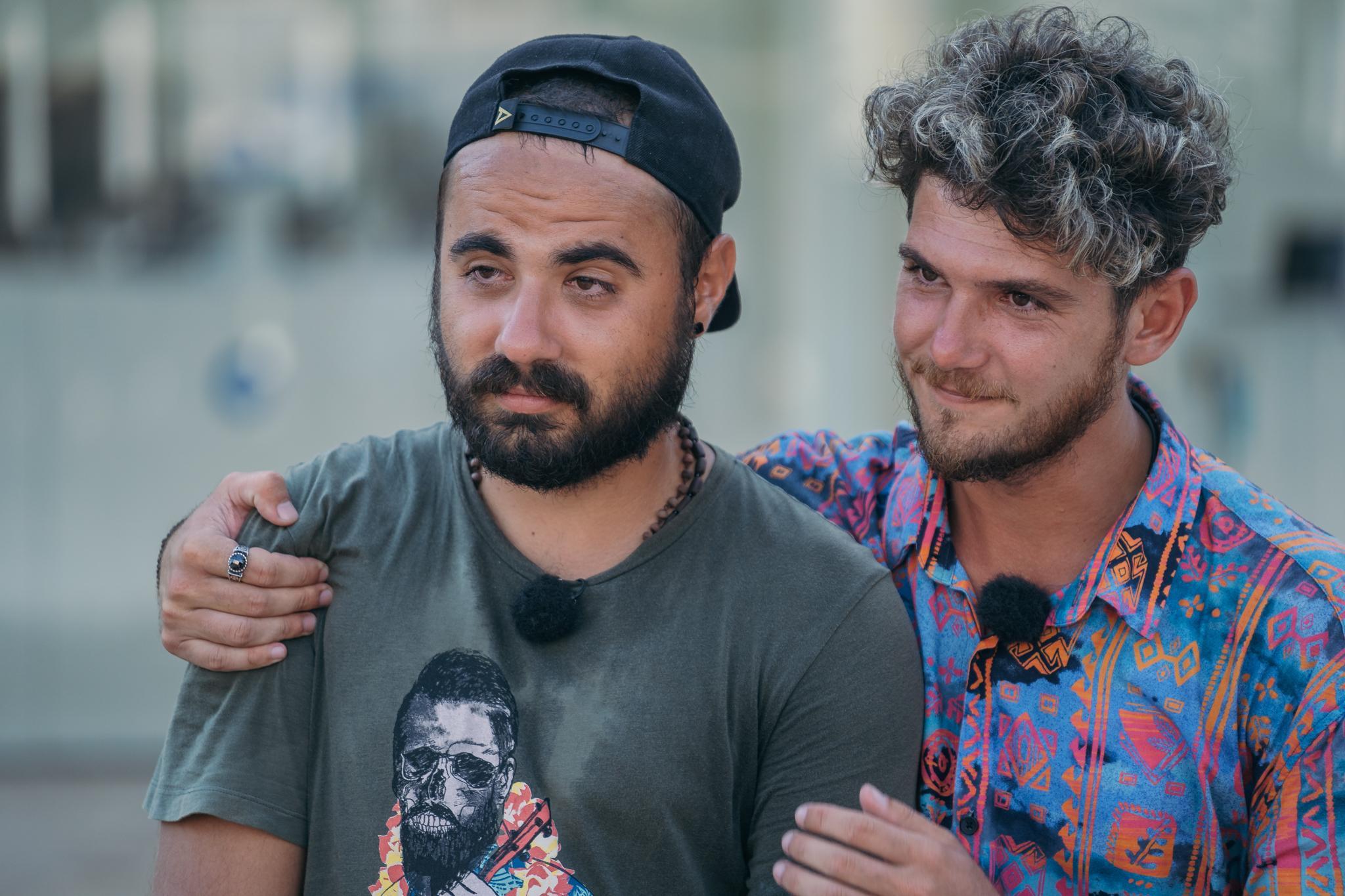 Cuza de la Noaptea Târziu nu și-a vizitat părinții timp de doi ani. Este pentru prima oară când vorbește despre asta. „Nu mă simțeam acasă”