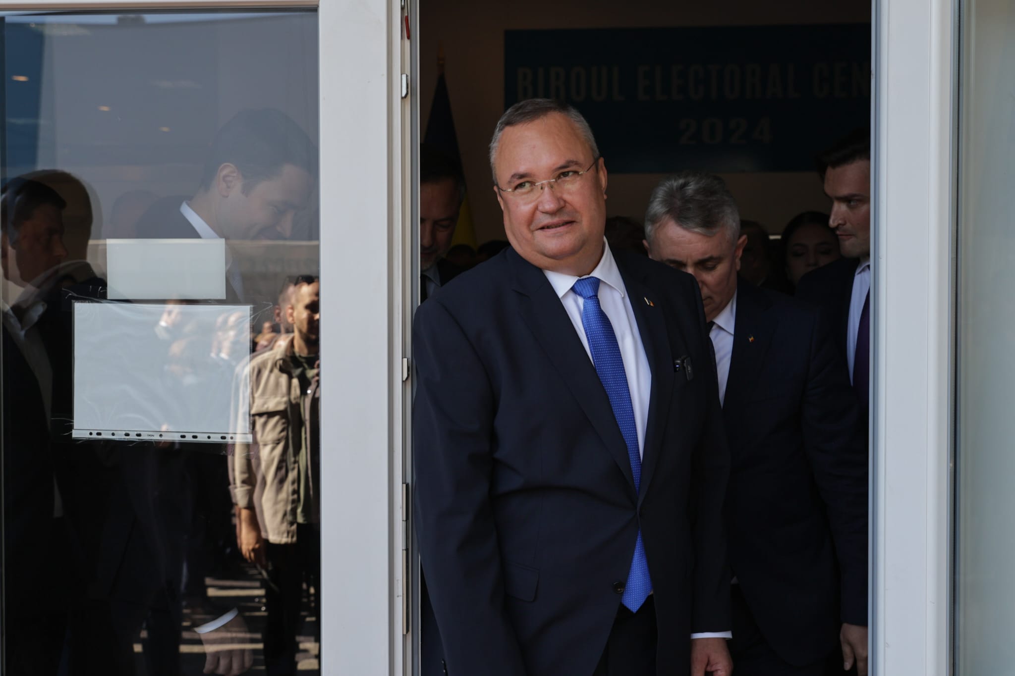 Nicolae Ciucă şi-a depus candidatura la alegerile prezidenţiale: „România are nevoie de o viziune de dreapta”