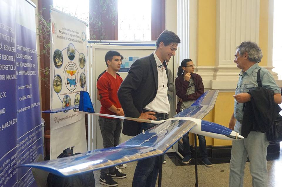 Energie din lămâie și cartofi la Universitatea din Craiova. Ce gadgeturi revoluționare au realizat studenții
