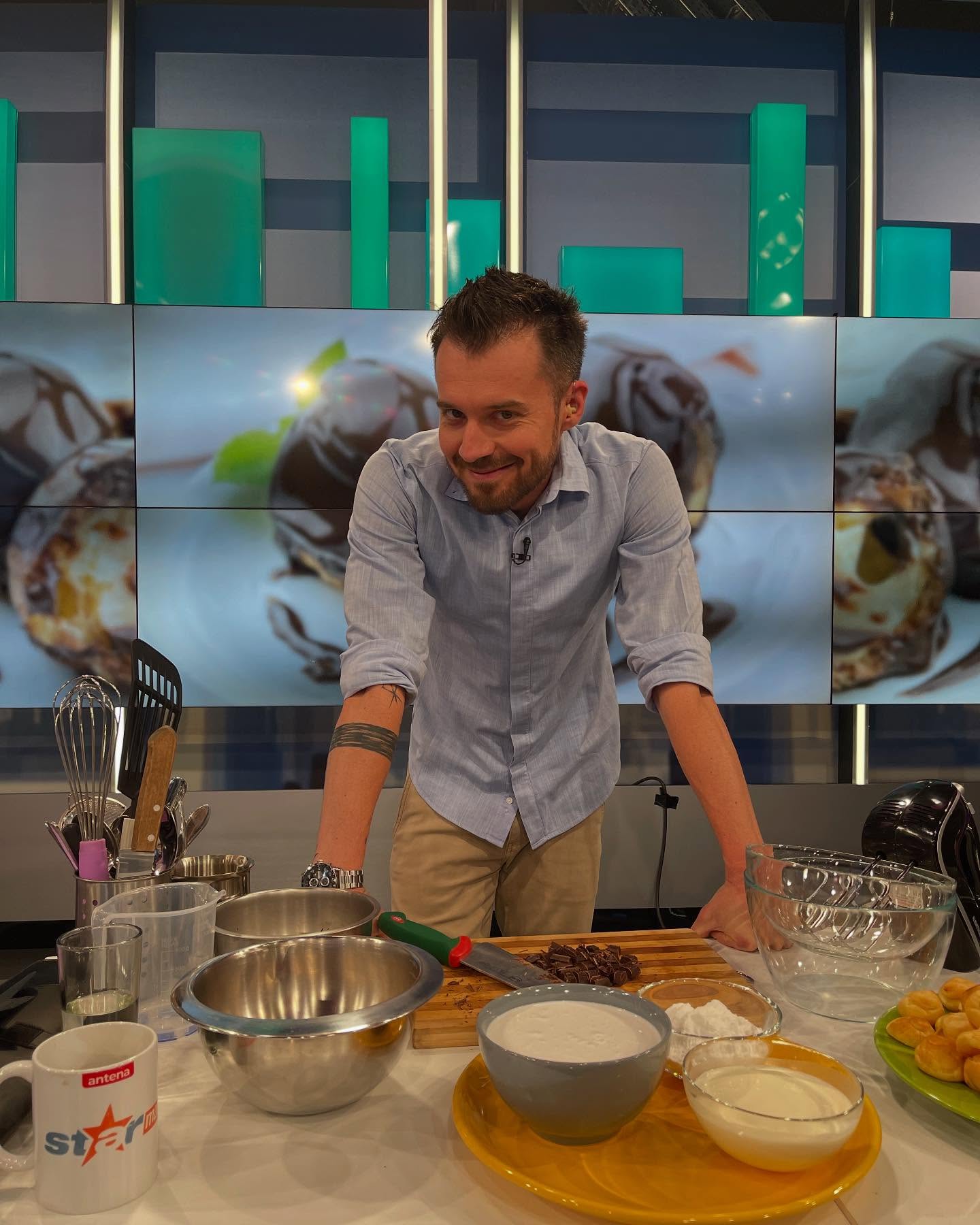 Cum se fac pârjoalele moldovenești după rețeta lui chef Horia Manea. Este nevoie de doar câteva ingrediente