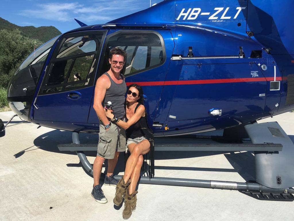 EXCLUSIV/Mihaela Rădulescu a ajuns la manșă datorită bunicului ei. “M-a dus cu avionul ca să mă scape de tusea măgărească”