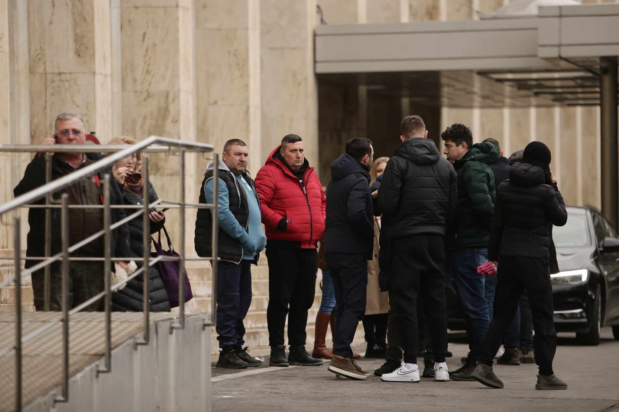 A treia zi de protest pentru transportatori și fermieri. „Am hotărât să rămânem în stradă”, anunță delegația care a negociat trei ore la Guvern