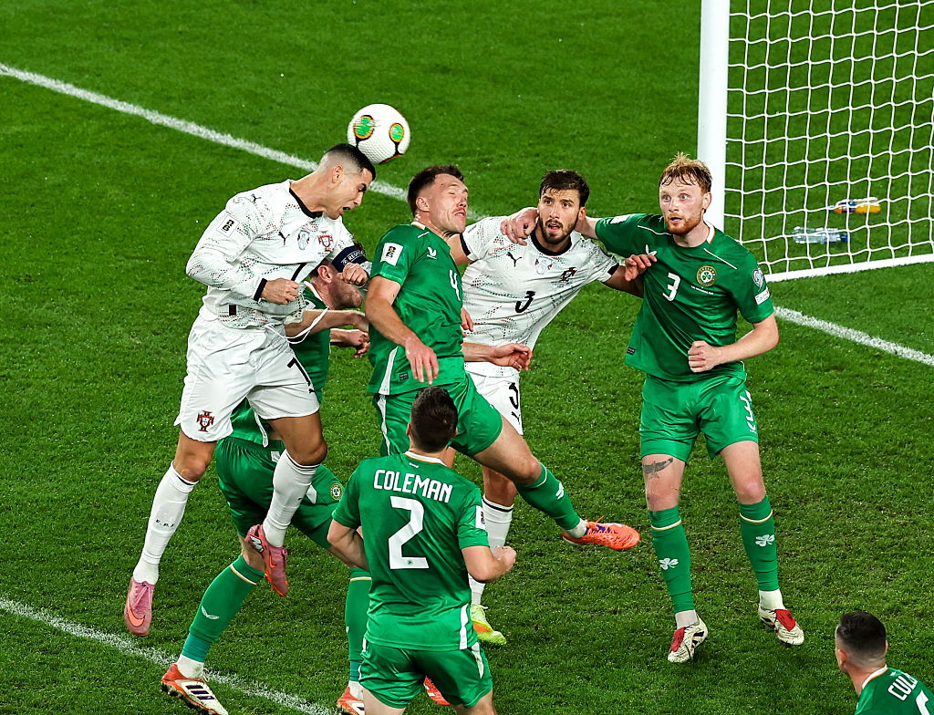 Erre oda kell figyelni: súlyos büntetést kaphat, aki ezt teszi a foci-vb alatt