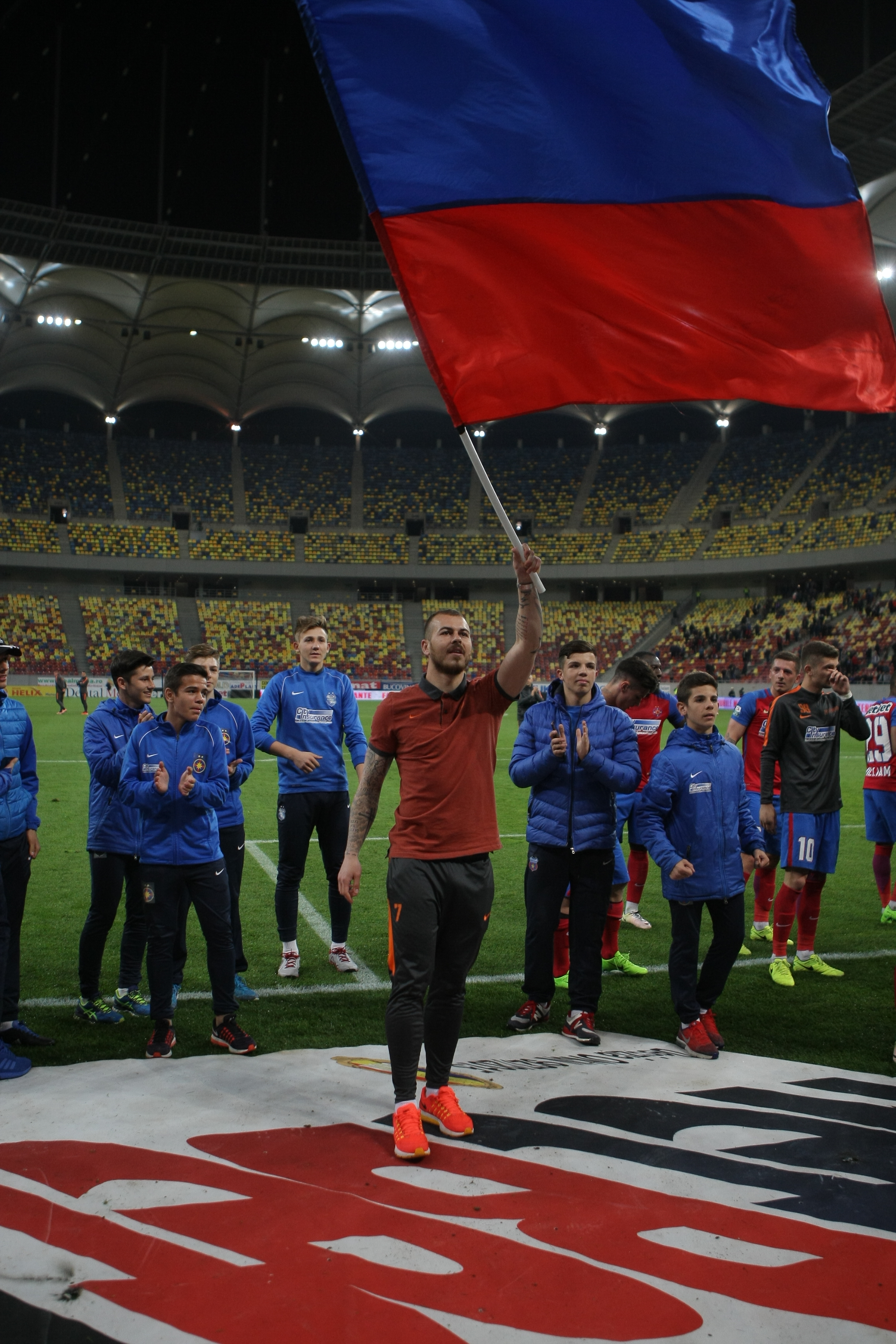 Marius Șumudică face un jurmământ: ”Fac tot ce depinde de mine ca FCSB să nu ia campionatul”. Reghe îl temperează | GALERIE FOTO