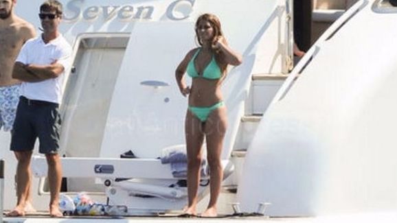 N-au loc unul de altul nici în vacanță! Messi și Ronaldo și-au ciocnit yacht-urile la Ibiza / GALERIE FOTO