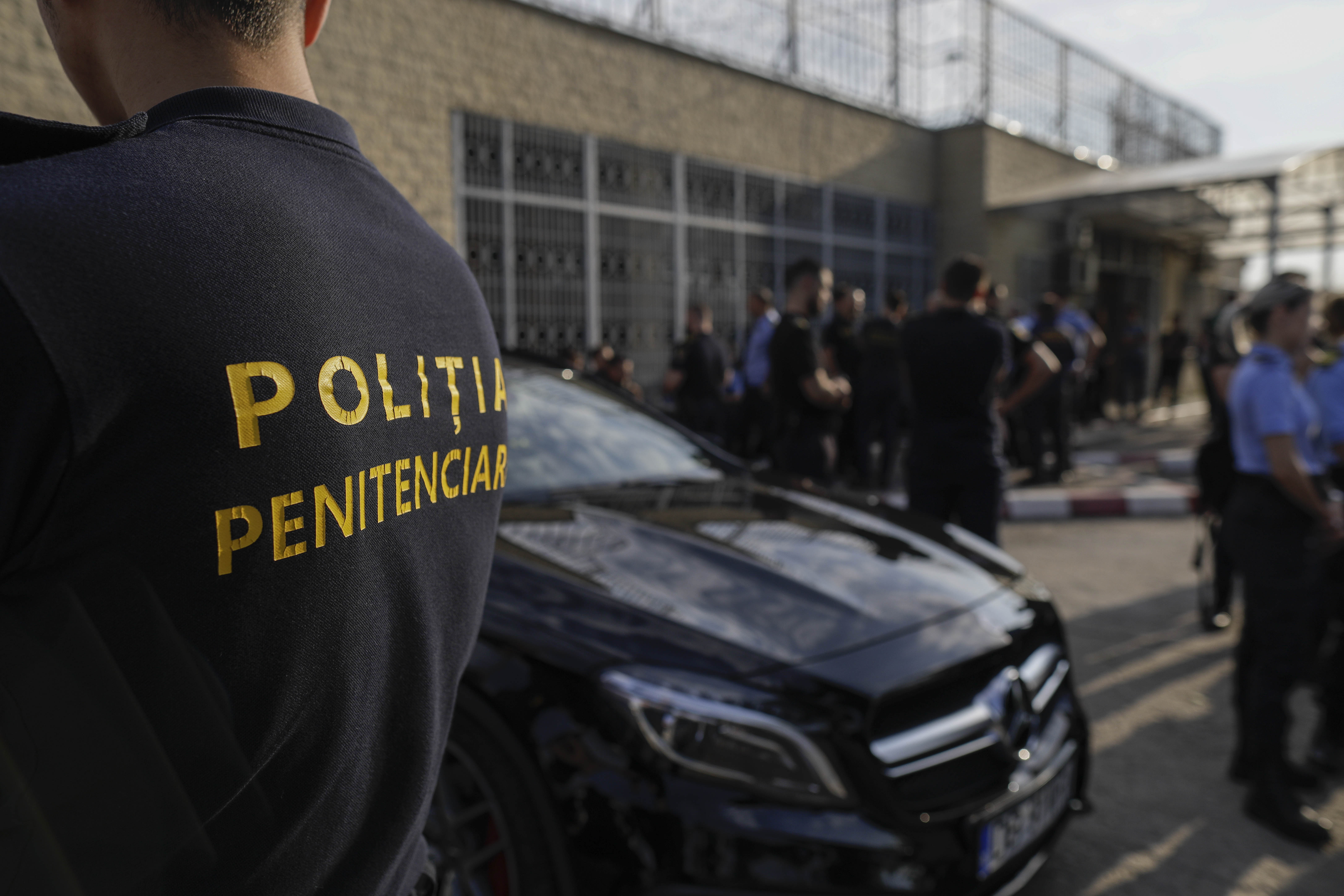 Protest al polițiștilor din penitenciare. Au refuzat să intre la serviciu timp de patru ore și amenință cu proteste ample