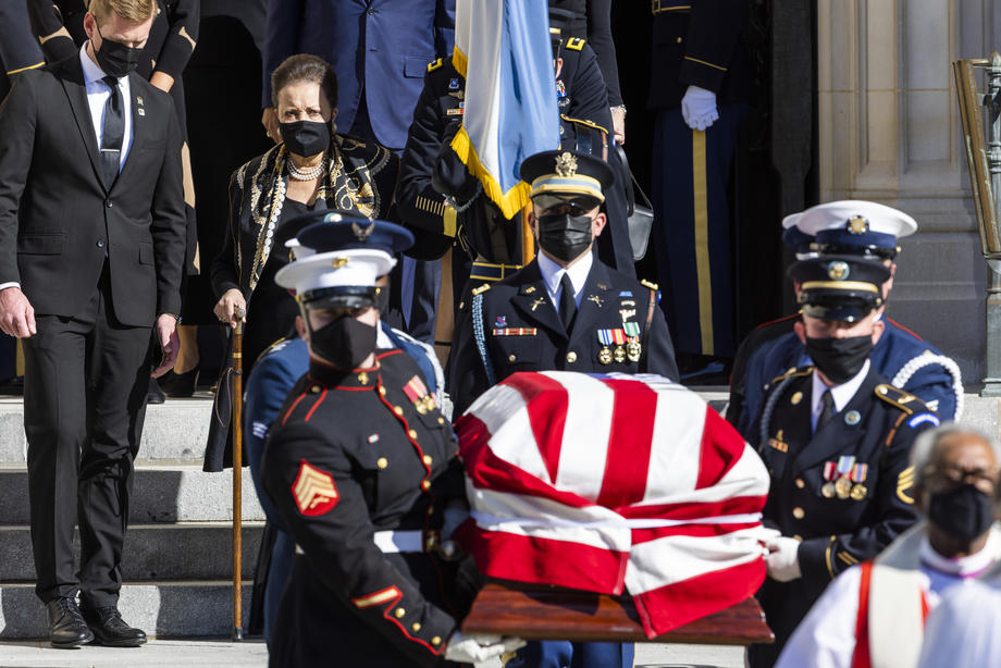Funeralii naţionale pentru Colin Powell, primul secretar de stat de culoare al SUA. La ceremonie au participat Biden, Obama și Bush
