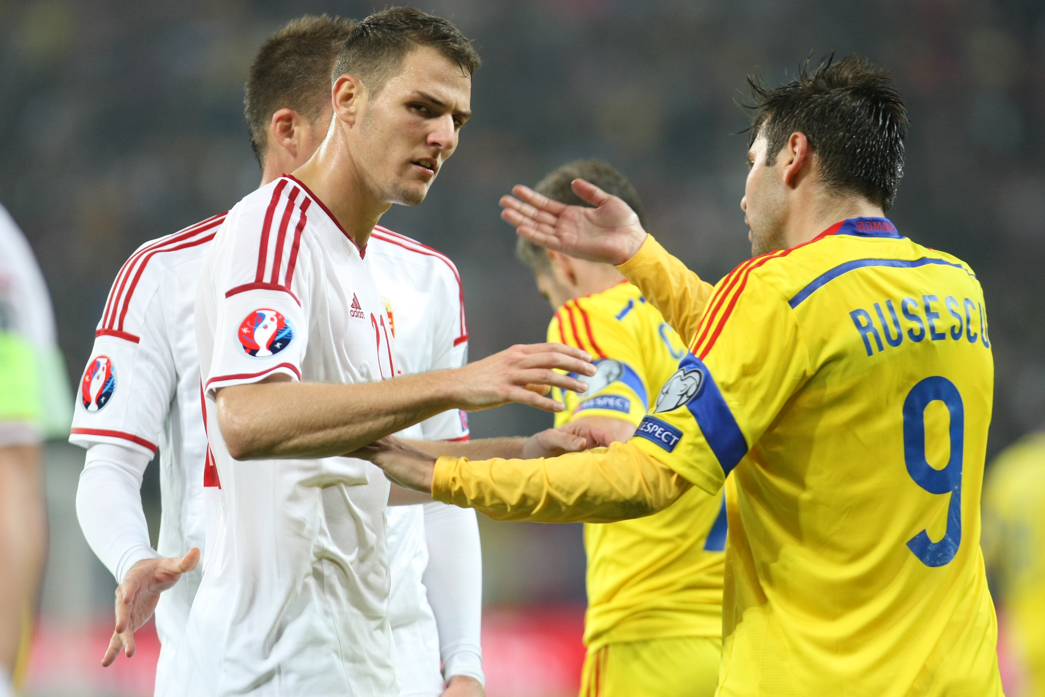LIVE BLOG / FOTO&VIDEO. MECIUL ANULUI, ROMÂNIA - UNGARIA 1-1
