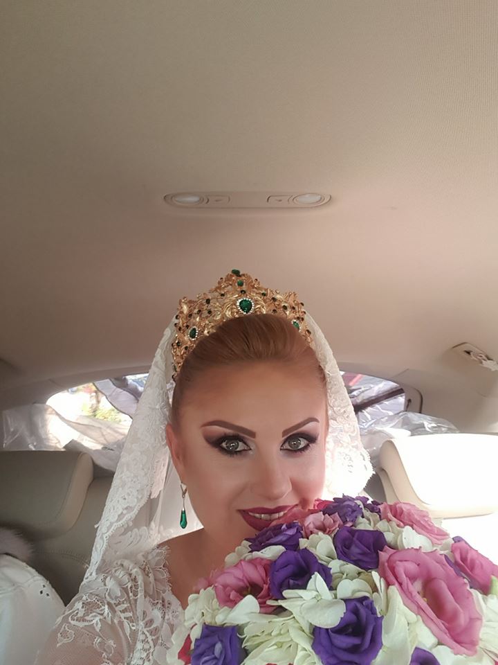 Asta chiar e nunta anului. Cântăreața de muzică populară Ioana Pricop se mărită cu primarul Lucian Morar. Petrecere în șapte locuri diferite | FOTO