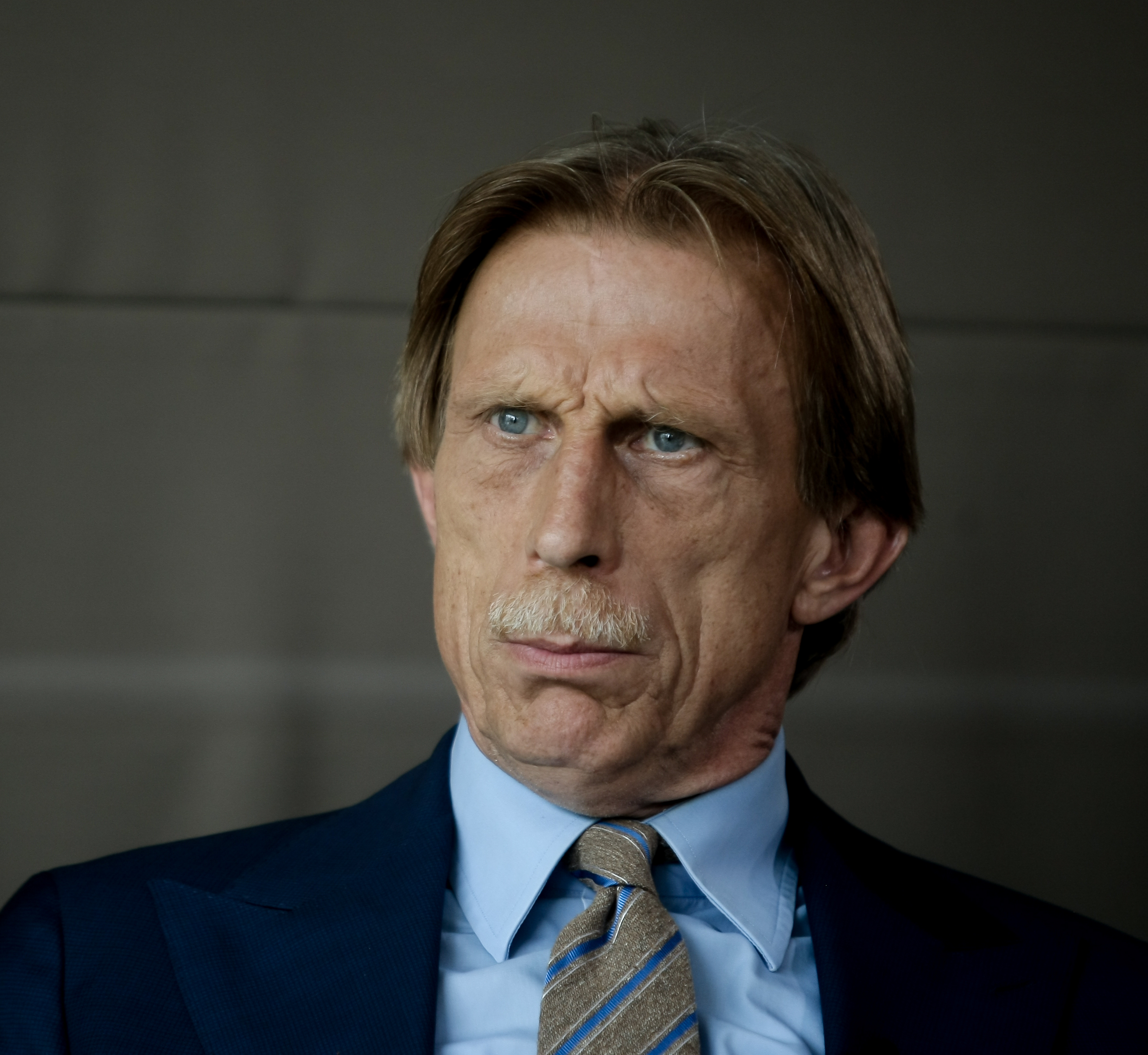 Neamțul Christoph Daum, selecționerul României, într-o confesiune sinceră: ”Viața e un dar pentru mine. Am avut o boală grea, dar am primit a doua șansă. Sunt norocos”. Cum pregătește debutul în preliminariile CM 2018 | EXCLUSIV&FOTO%VIDEO