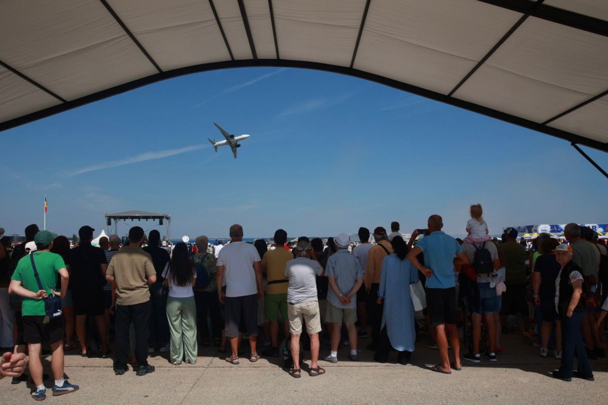 BIAS 2026. Frecce Tricolori și Turkish Stars au făcut senzație sâmbătă la Aeroportul Băneasa. Programul celui mai mare show aerian din România