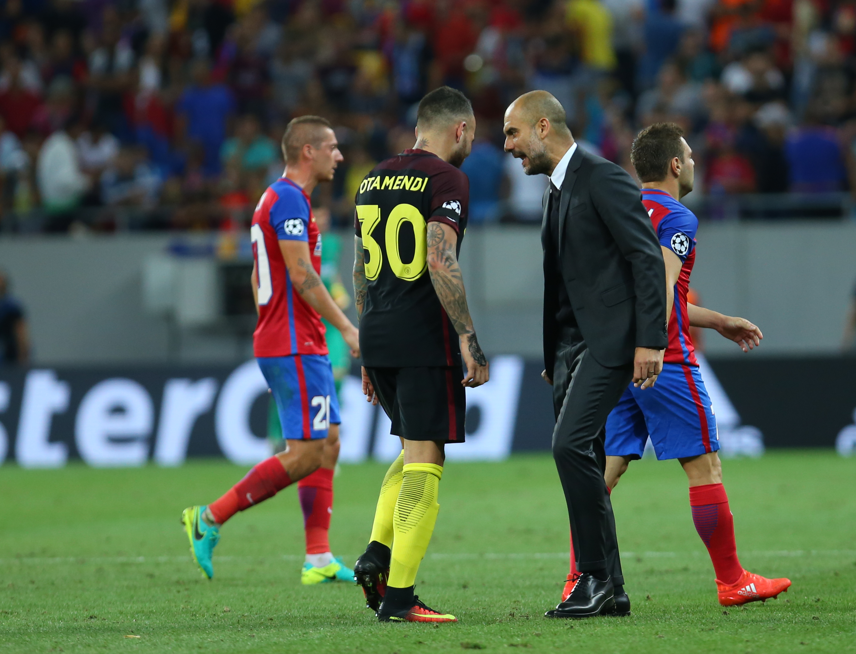 Steaua  - Manchester City 0-5. Liga Campionilor, play-off, prima manșă. Steaua, batjocorită de ”cetățeni” și de dinamoviști! / LIVE BLOG