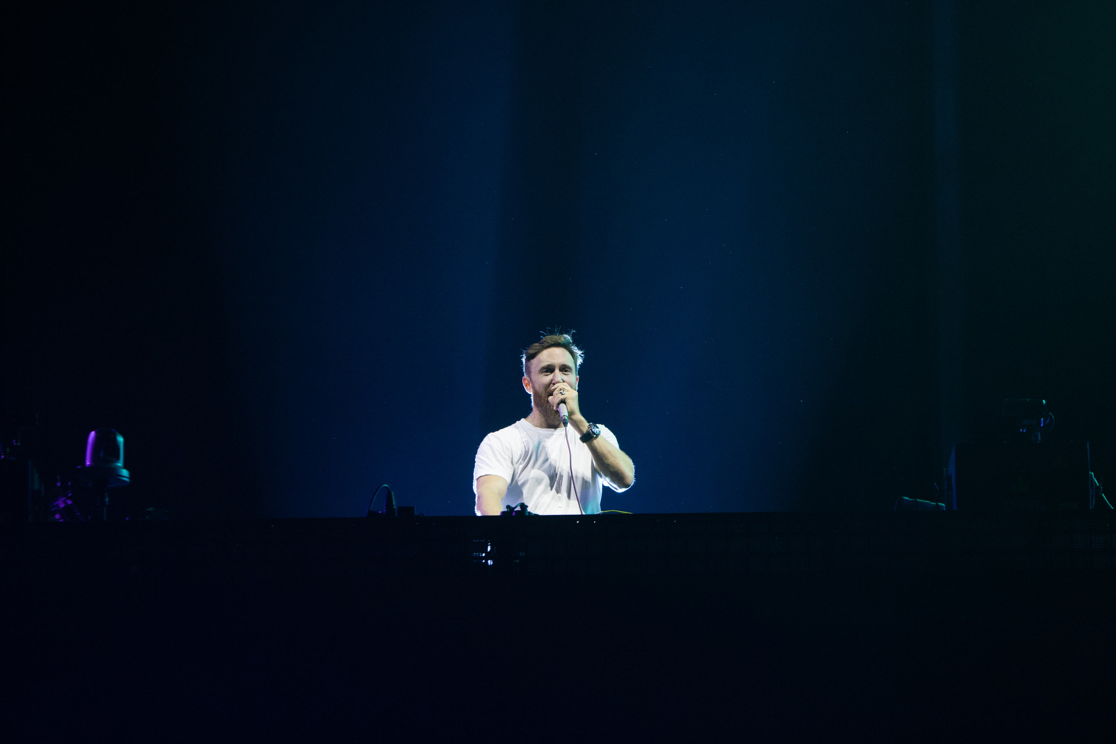 David Guetta, show electrizant la Romexpo. Mii de oameni au venit să-l vadă | FOTO
