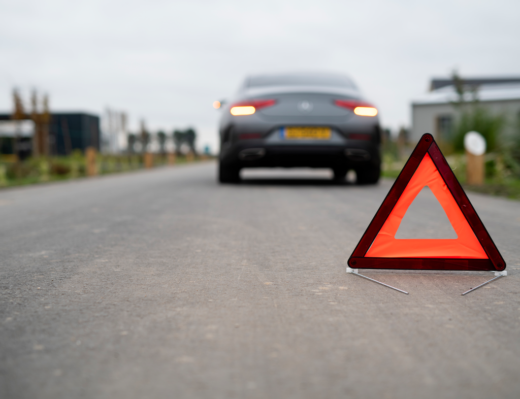 Halálra gázolták a családapát a leállósávban - miért ilyen veszélyes az autópályának ez a része?