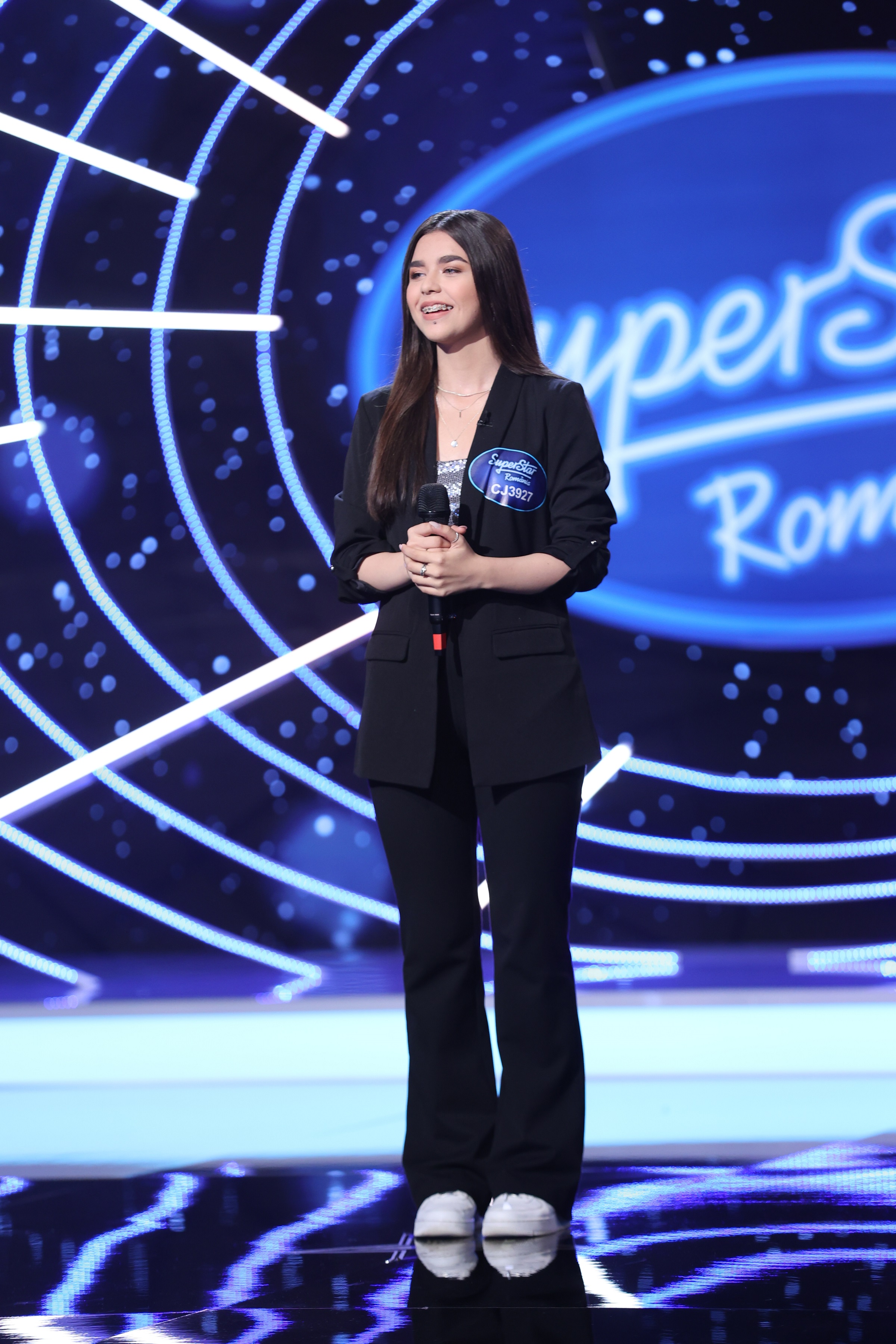 „SuperStar România”- sezonul 1. S-a încheiat etapa semifinalelor și urmează live-urile