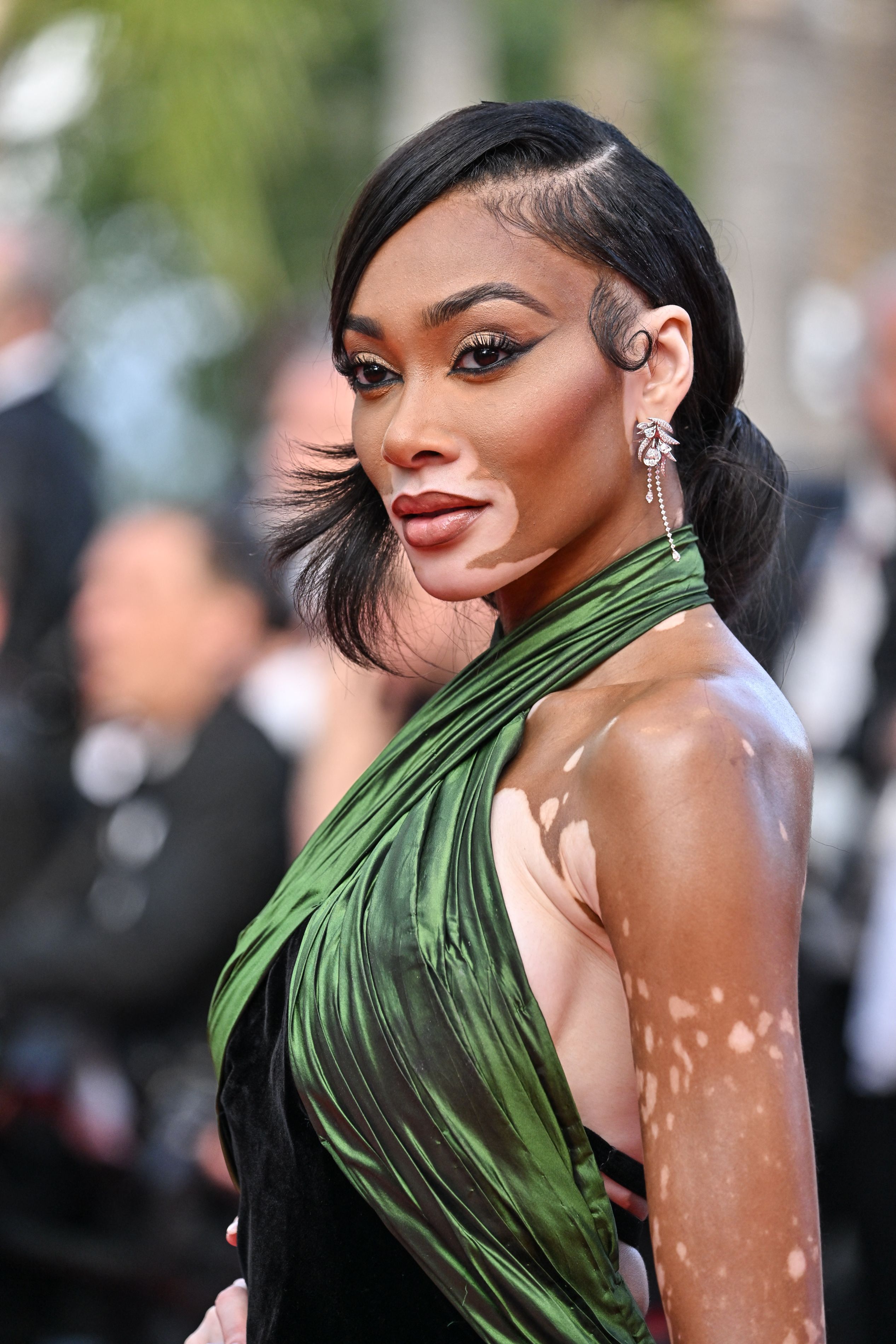 Fotomodelul care a făcut furori la Cannes 2023. Winnie Harlow a impresionat pe covorul roșu