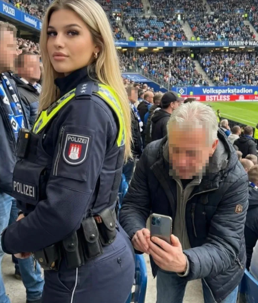 Atenție la „polițistele fierbinți”: „Atracție pentru agentele în uniformă, dar e înșelăciune!”. Reacția poliției din Germania