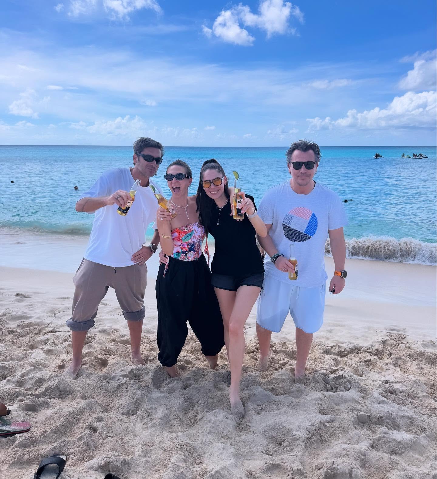 Ce s-a întâmplat când Irina Fodor și soțul Răzvan au ajuns în vacanță în Sint Maarten: „De câteva luni ne facem tot felul de planuri, mai citim despre destinație”