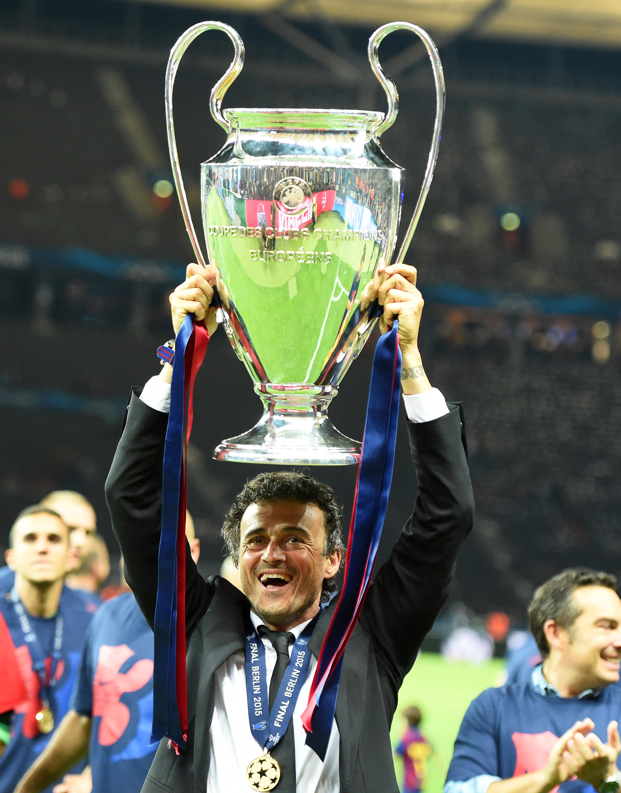 Luis Enrique s-a tuns la zero, după ce a reuşit tripla cu Barca / GALERIE FOTO&VIDEO