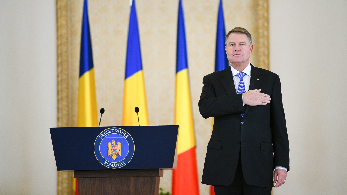FOTO. Preşedintele Klaus Iohannis a promulgat Legea Autostrăzii Unirii, într-o ceremonie unică. Avertisment către Guvernul Dăncilă: Să asigure banii, în 2019