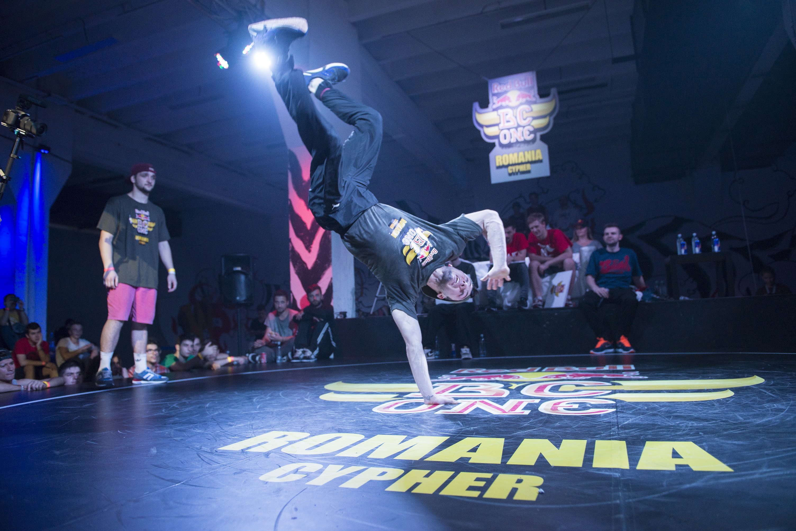 B-Boy Marius, gata de finala regională. Doar un pas il mai desparte de Mondiale!