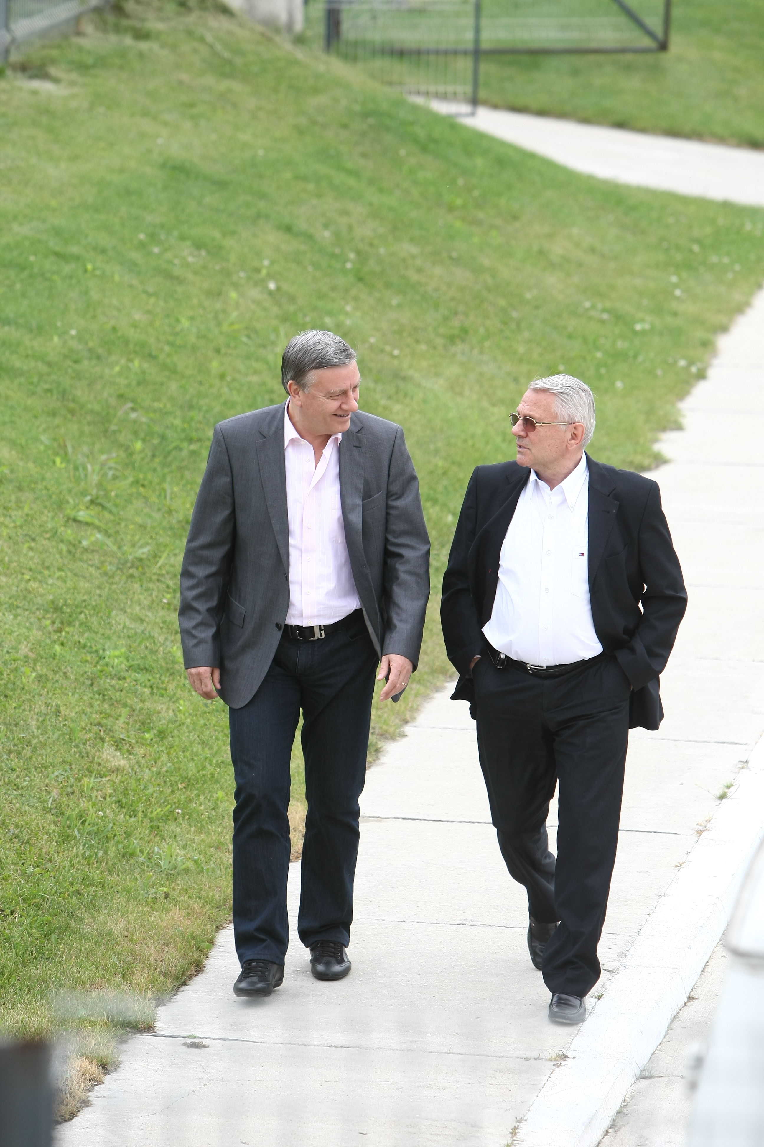 Fostul selecționer Mircea Rădulescu și Daniel Chiriță, campion cu Rapid și cu Șahtior, antrenorul naționalei Artiștilor, comentează Mondialul la interviurile Libertatea Live. ”Mi-au plăcut Mexic și Croația, pentru că atacă mereu”