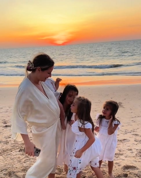 Cum au apărut Anca Țurcașiu și Laura Cosoi în Thailanda: „Ne leagă o prietenie atât de trainică și de frumoasă”