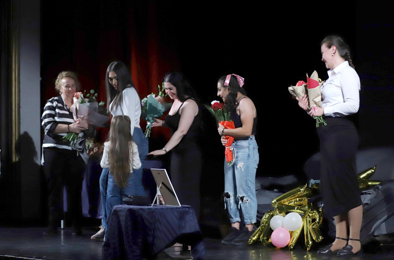 60 de deținuți de la șase penitenciare din România au urcat pe scena Teatrului Nottara într-un festival destinat persoanelor încarcerate