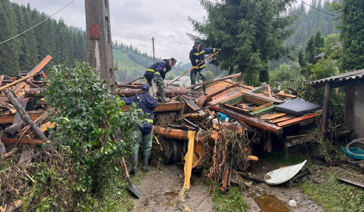 Autoritățile locale trag un semnal de alarmă la Broșteni. Care este cea mai mare problemă după inundațiile care au distrus orașul
