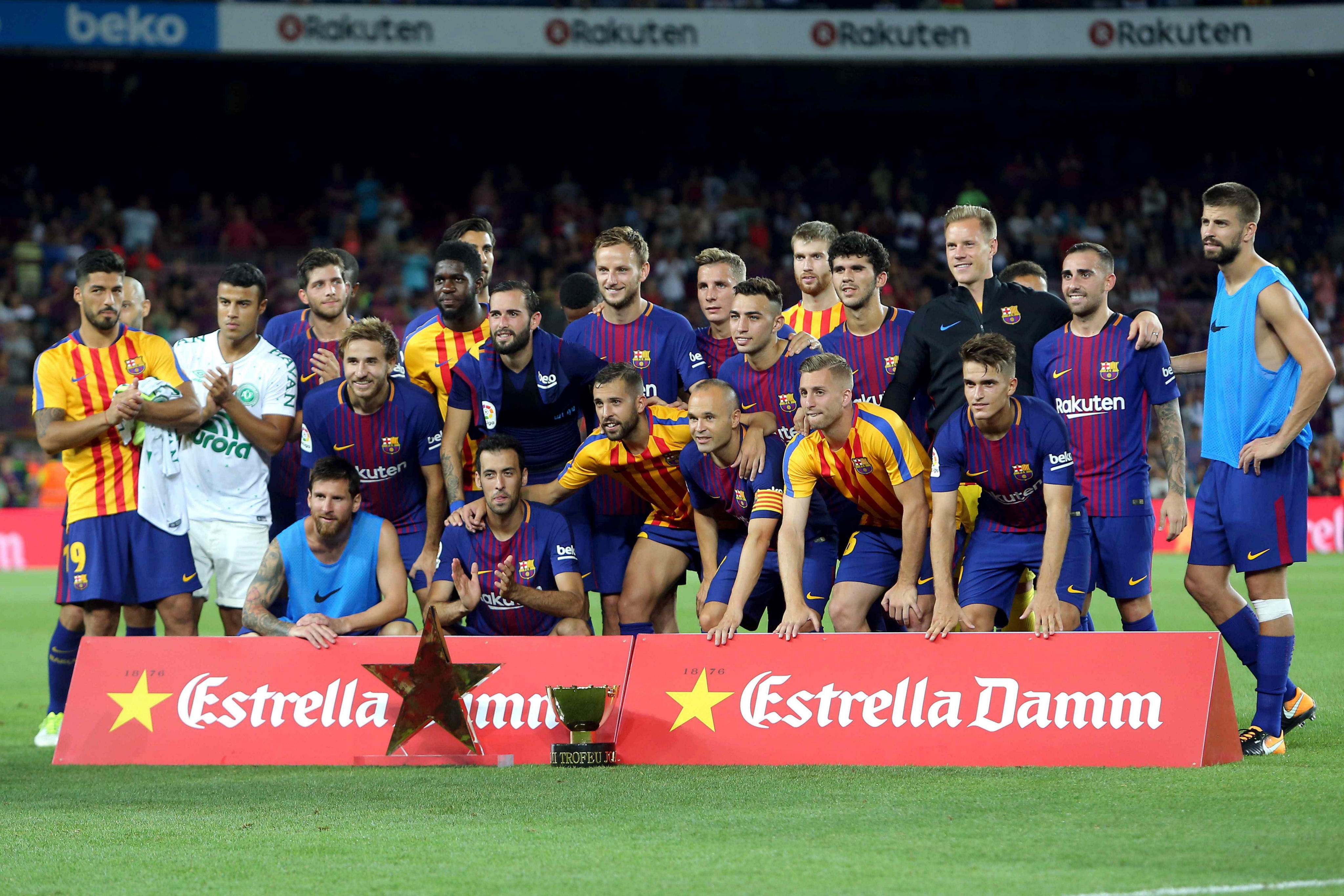 Momente emoționante la amicalul dintre Barcelona și Chapecoense. Cu cine a făcut Messi schimb de tricouri | VIDEO