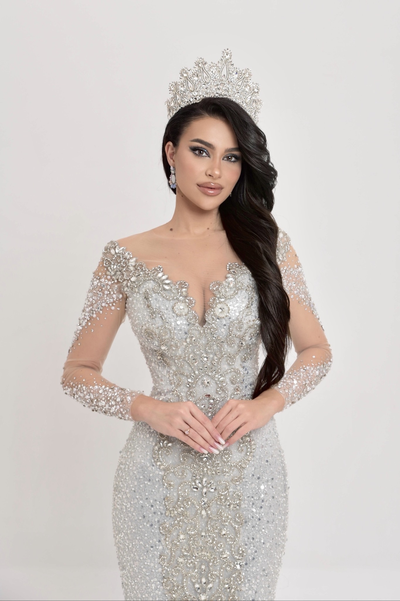 Ada-Maria Ileana, reprezentanta României la Miss World 2024, prima reacție după ce a pierdut titlul: „Plec cu inima plină de bucurie”. Iulia Vântur a susținut-o în India