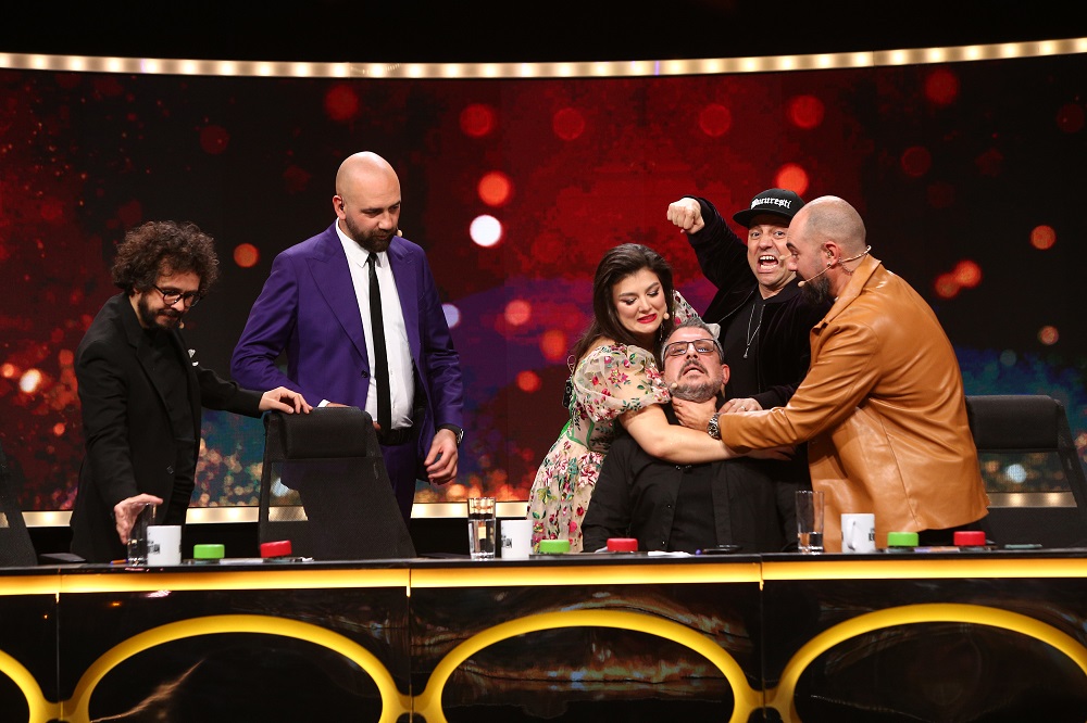 S-a aflat cine sunt Scamă și Blană, furnicuțele din emisiunea lui Denise Rifai. Cei de la Antena 1 au încercat să țină secret
