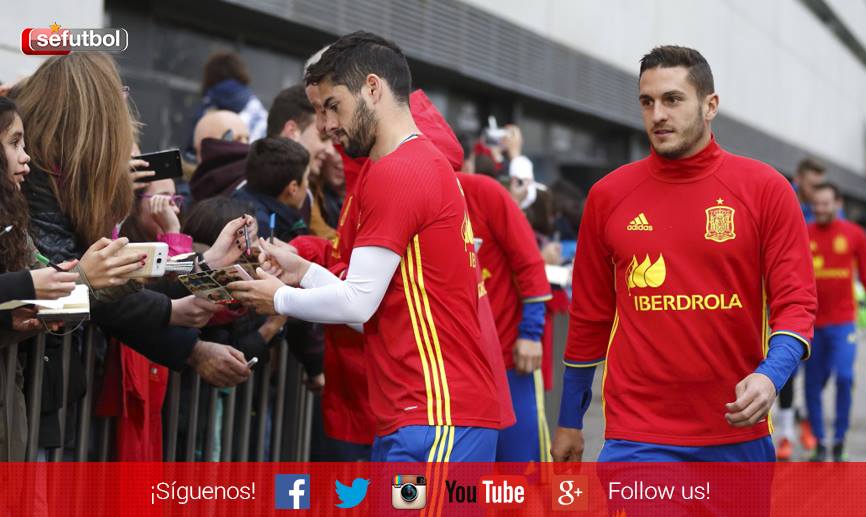 Spania vine la Cluj fără Sergio Busquets. Mijlocașul Barcelonei și-a fracturat un deget de la mână. Imagini inedite din cantonamentul campioanei europene și mondiale / GALERIE FOTO&VIDEO