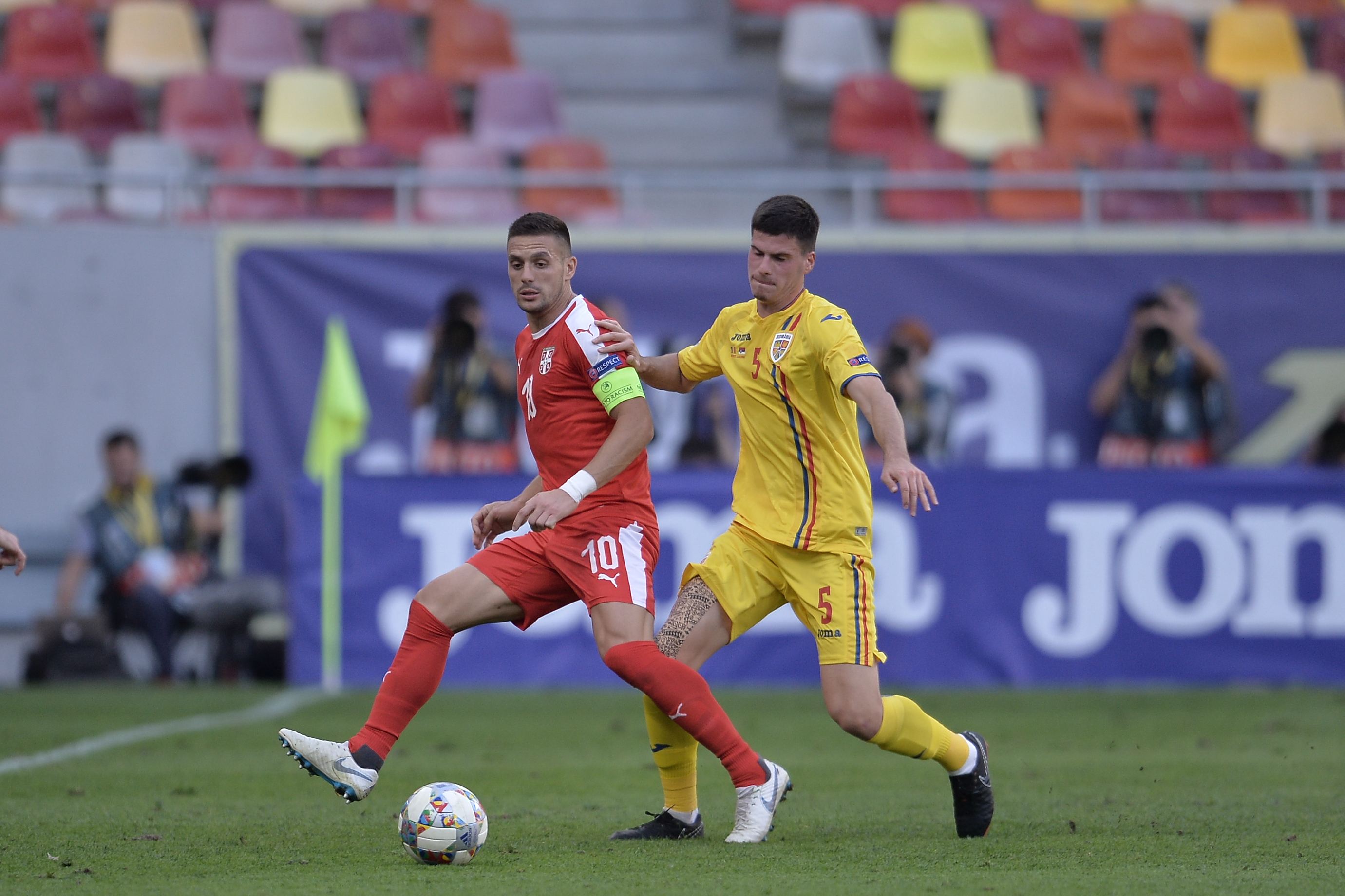 EXCLUSIV | Tudor Băluță, mezinul naționalei României, și-a stabilit prioritățile: ”Am ajuns fotbalist. Cartea trece pe planul doi” | VIDEO