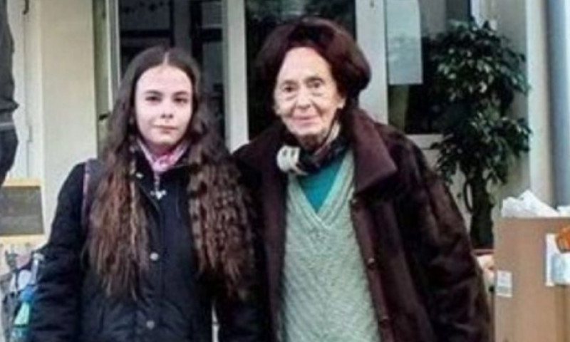 Obiceiul Adrianei Iliescu: „Dacă aveam bani, mergeam la o terasă”. Și pe Eliza, fiica ei, a învățat-o așa