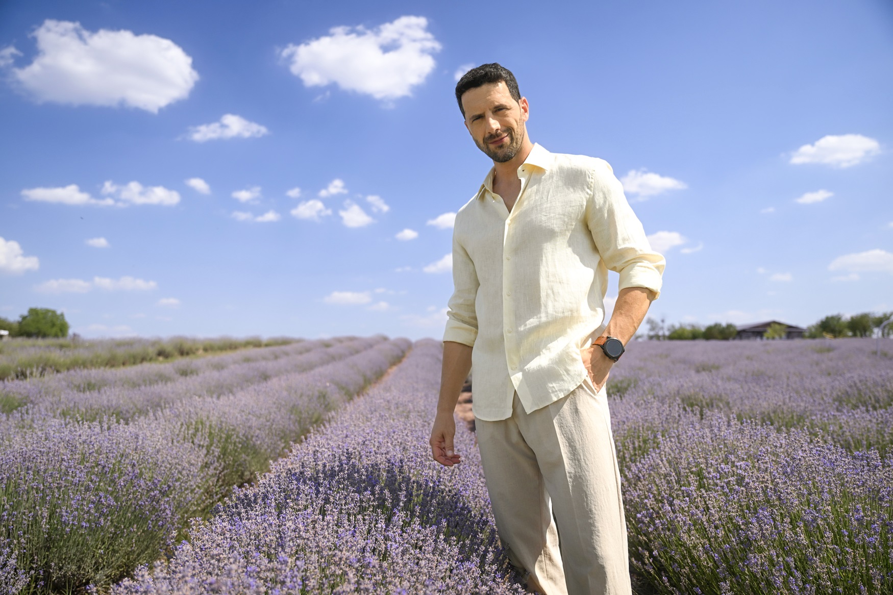 Cine e Cristian Neacșu din serialul „Iubire cu parfum de lavandă”, de la Antena 1. „Ciprian, personajul meu, a crescut în sat”