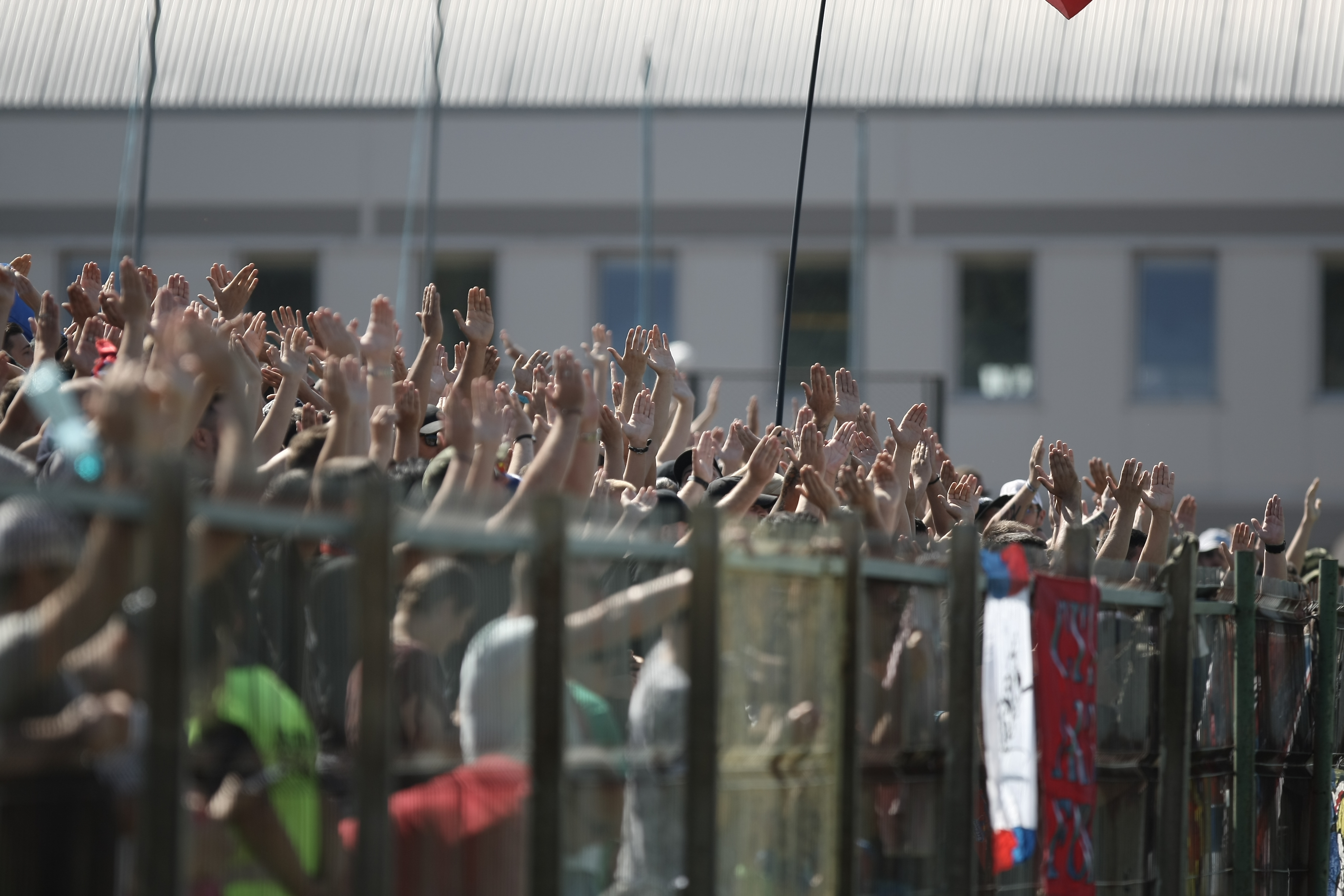 CSA Steaua a jucat sâmbătă un amical cu Unirea Izvoarele. Peste 800 de oameni, la meci. Scor de ”maidan” / FOTO