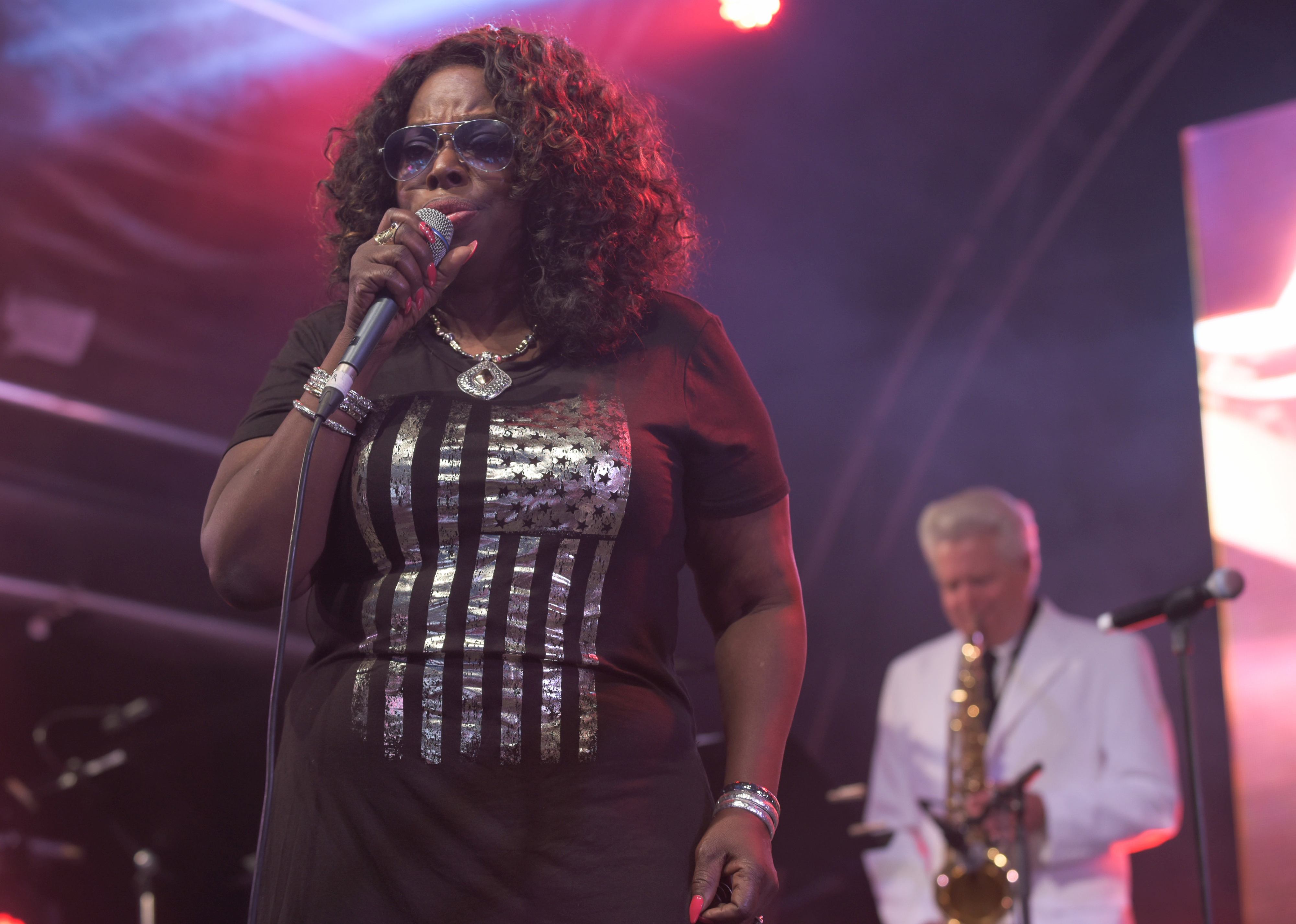 Angie Stone a murit în accident de mașină. Artista se întorcea de la un concert