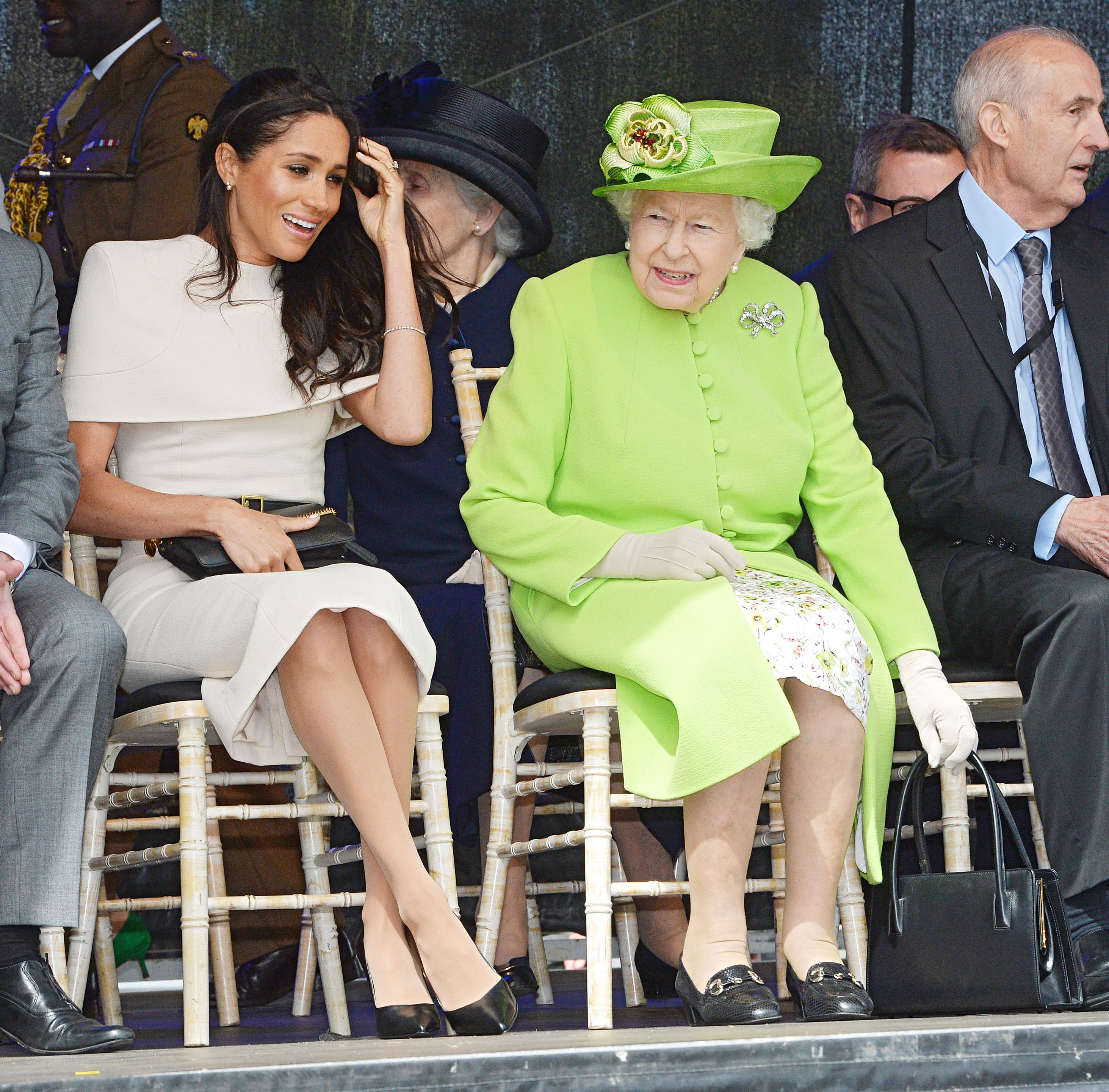 Ce a făcut prințul Harry timp de 10 minute în fața reginei Elisabeta înainte de nunta cu Meghan Markle
