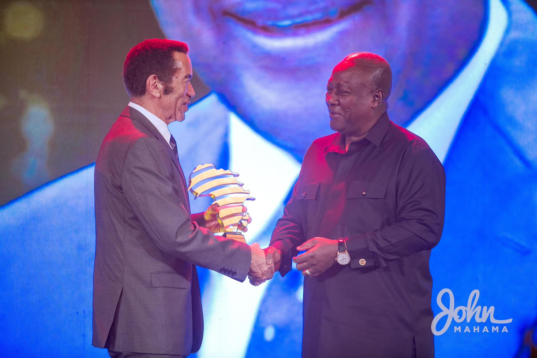 John Mahama earns esteemed 2024 Africa Advancement Award for outstanding leadership