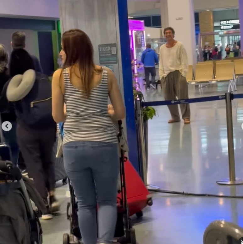 Adela Popescu și-a lăsat copiii acasă și a plecat în Thailanda după Radu Vâlcan. Reacția prezentatorului când a văzut-o