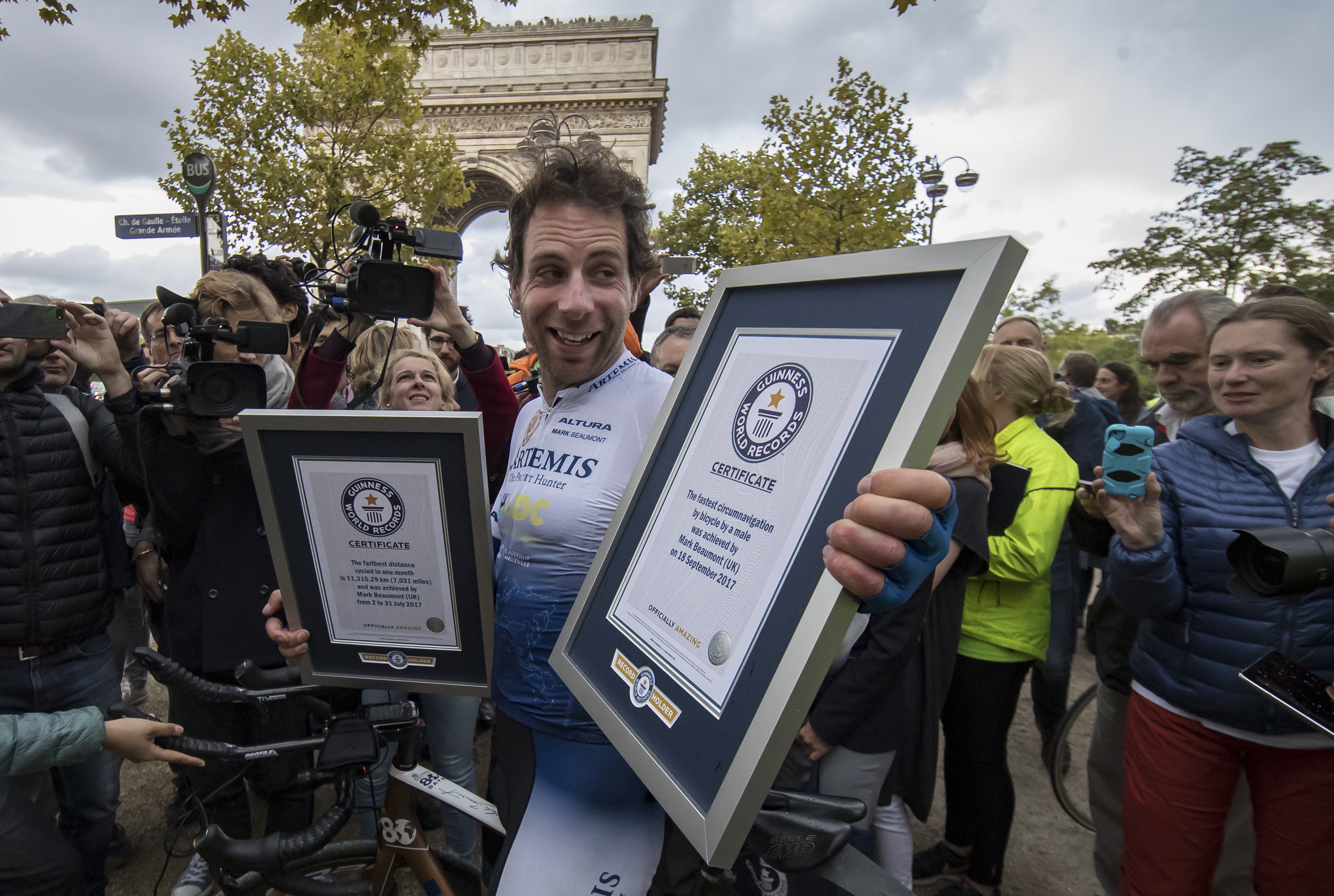 Mark Beaumont a făcut ocolul Pământului pe bicicletă în 78 de zile. Sportivul britanic a doborât recordul mondial